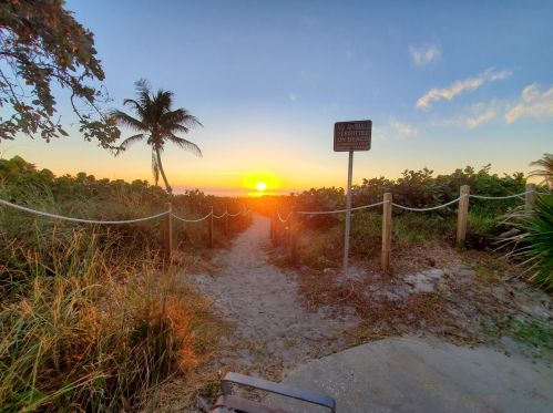303 Gleason St, Delray Beach FL  33483-6780 exterior