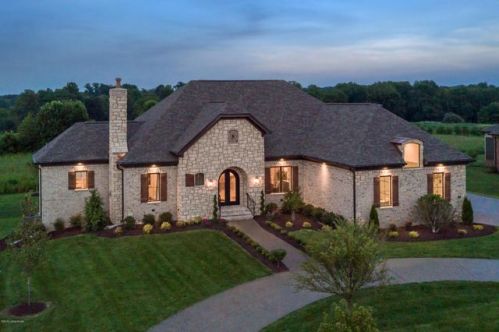 12417 Poplar Woods Dr, Goshen, KY 40026-7742