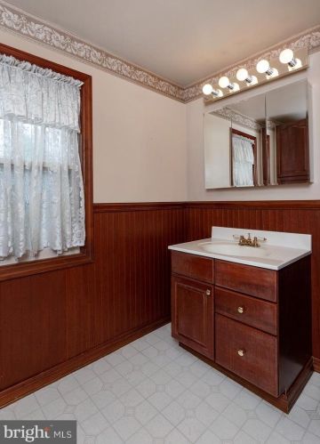 13 Kelso St, Harrisburg PA 17111-1823 exterior