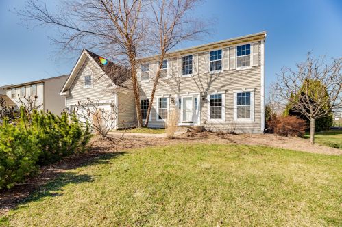 8412 65th Pl, Kenosha, WI 53142-7580