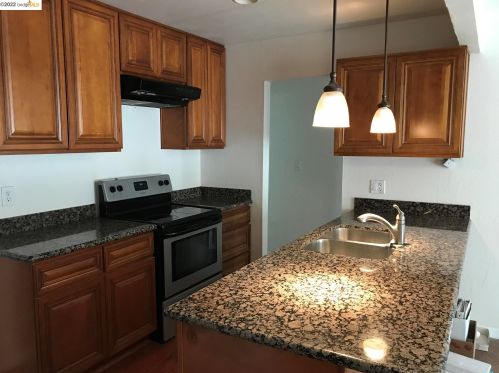 2609 Mendocino Dr, Pinole CA  94564-1120 exterior