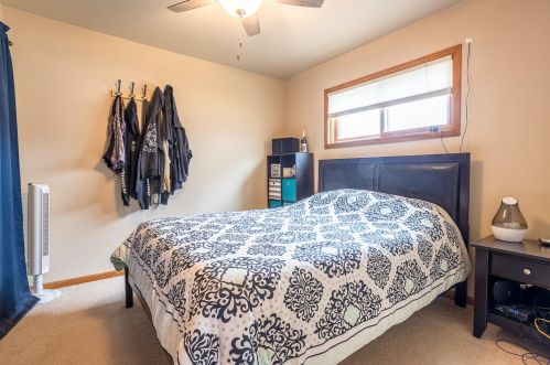 8604 Montana Ave, Milwaukee WI 53227-3441 exterior