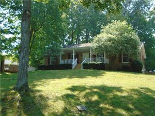 1812 Auburn Dr, Clarksville, TN 37043-5919
