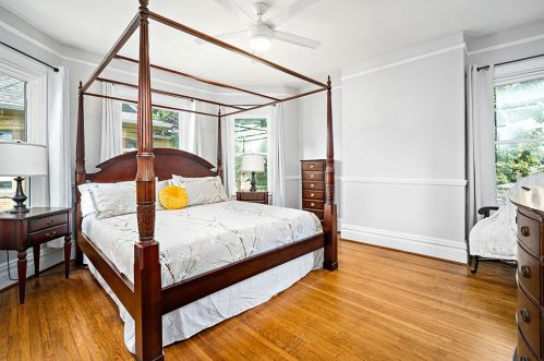 58 Hawthorne Ave, Pittsburgh PA 15229-2045 exterior