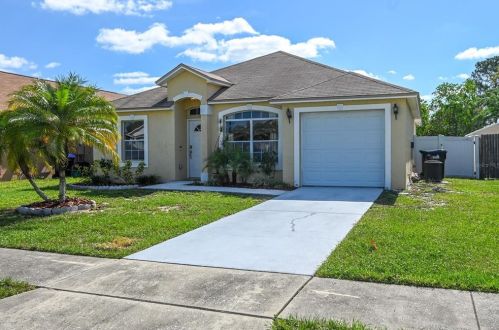 963 Lejay St, Orlando, FL 32825-6345