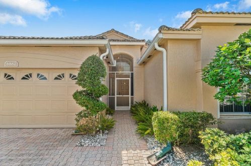6882 Camille St, Boynton Beach, FL 33437-6053