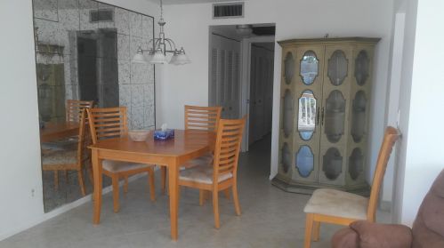 170 Windsor H, West Palm Beach, FL 33417-2431