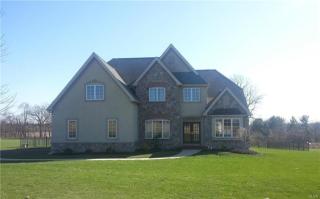 926 Gap View Rd, Nazareth, PA 18064-9354