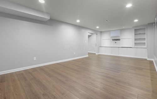 7818 Narrow Leaf Ct, Blacklick OH  43004-6047 exterior