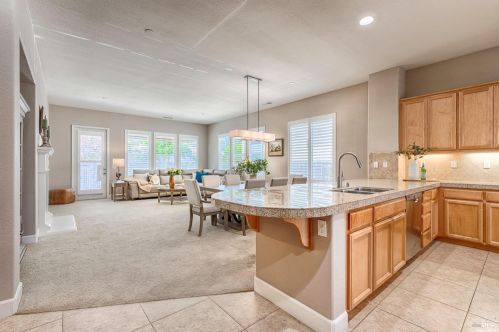 415 Bordeaux Way, Windsor, CA 95492-6695