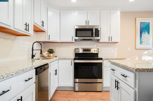 158 Holiday Hills Dr, Pacheco CA  94553-4212 exterior