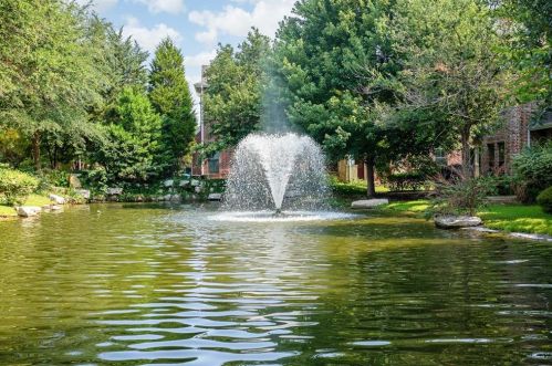 1224 Lake Pointe Way, Richardson TX  75080-8409 exterior