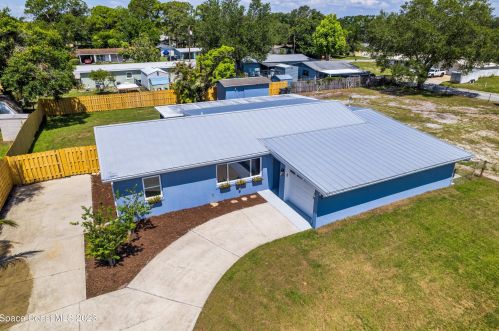 4260 Alpine Ln, Titusville, FL 32780-6581