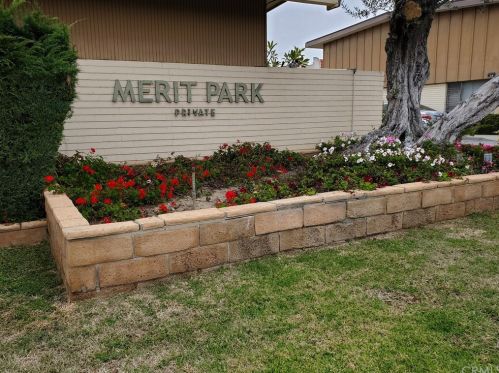 30 Merit Park Dr, Gardena, CA 90247-3840