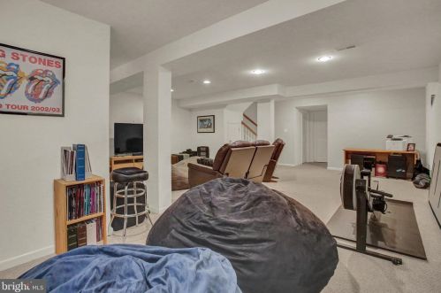 250 Savanna Dr, Pottstown PA  19465-6603 exterior