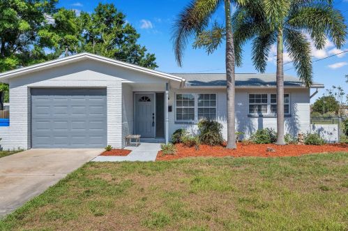 7498 Hobson St, Saint Petersburg, FL 33702-5440