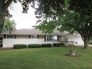 11532 Us Hwy 151, Manitowoc WI  54220-9762 exterior