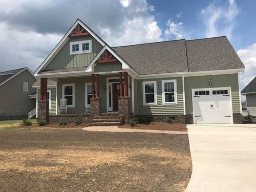 4419 Brookfield Dr, Wilson, NC 27893-8149