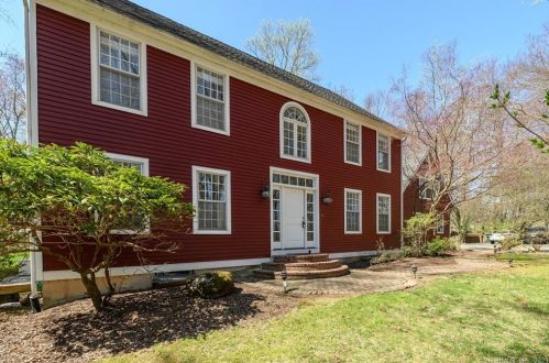 775 Reservoir Rd, Cheshire, CT 06410-2922