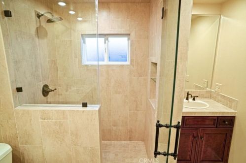 3367 Weatherford Ct, Simi Valley CA  93063-1328 exterior