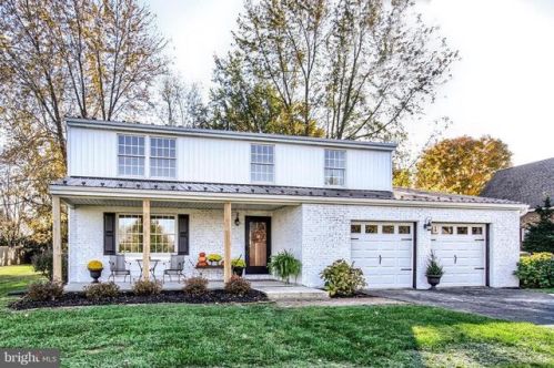 846 Lindsey Rd, Carlisle, PA 17015-9223