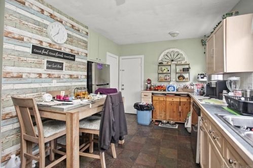 55 Plymouth Rd, Stamford, CT 06906-1614