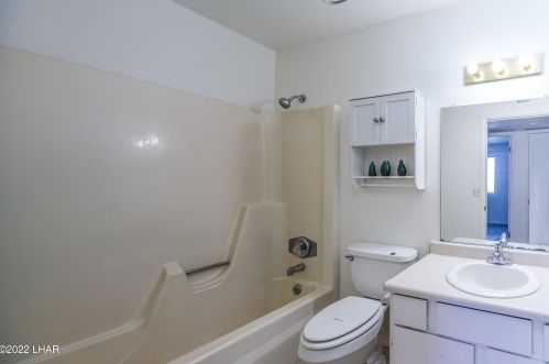 642 Riverboat Dr, Lake Havasu City AZ  86403-3650 exterior