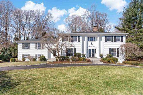 1 Sleepy Hollow Rd, Chappaqua, NY 10514-1411