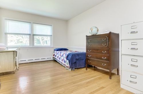 122 Spook Rock Rd, Airmont NY  10901-3008 exterior