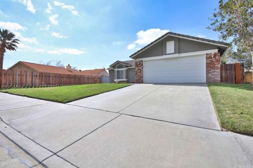 885 59th St, San Bernardino, CA 92407-2587