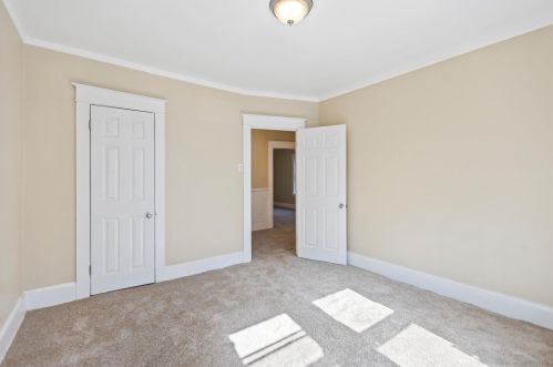 3217 40th St, Milwaukee WI  53215-4024 exterior