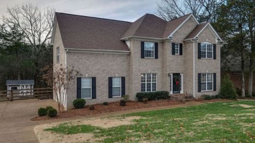 321 Baronswood Dr, Nolensville, TN 37135-8412