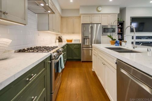 1760 La Playa Ave, San Diego CA 92109-6526 exterior