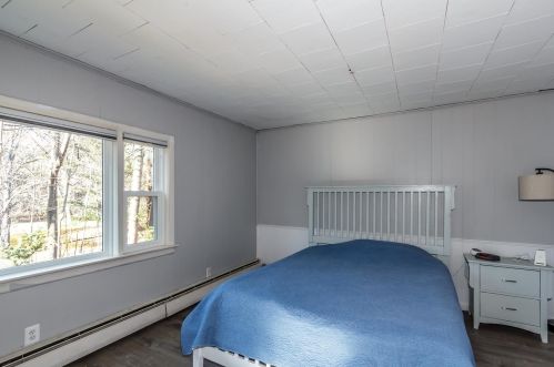 109 Brookdale Rd, Salem NH  03079-2844 exterior