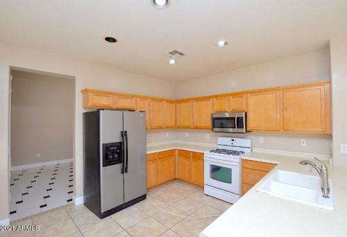 3719 Colt Dr, Gilbert, AZ 85297-9352