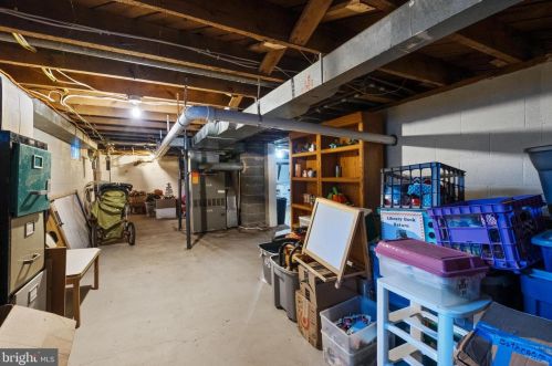 1788 Dellinger Gap Rd, Edinburg VA  22824-2503 exterior