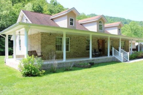 102 Right Fork Laurel Crk, Lenore, WV 25676-7012
