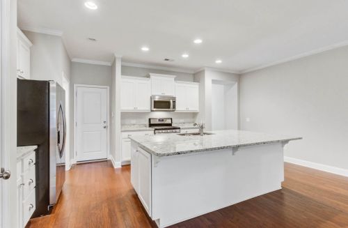 2005 Kings Gate Ln, Mount Pleasant SC  29466-8162 exterior