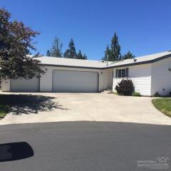 2337 Buckwheat Ct, Bend, OR 97701-7630