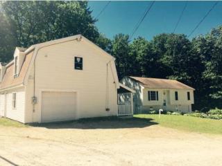 2 Mccusker Ln, Raymond, NH 03077-1261