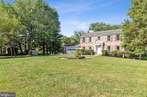 5758 Benford Dr, Haymarket VA  20169-2503 exterior