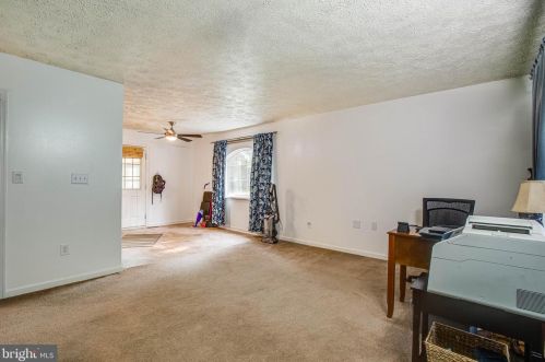 7306 Pheasant Ridge Ct, Fredericksburg VA  22407-7372 exterior