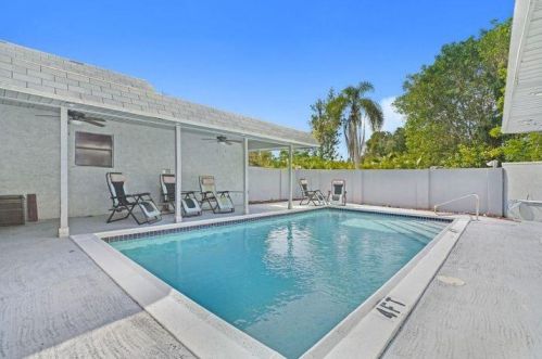 3943 4th Ave, Boca Raton FL  33431-5718 exterior