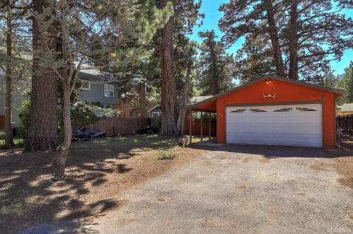 1998 Piute St, South Lake Tahoe, CA 96150-5237