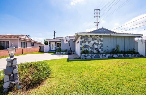 8930 Dalewood Ave, Pico Rivera, CA 90660-5715