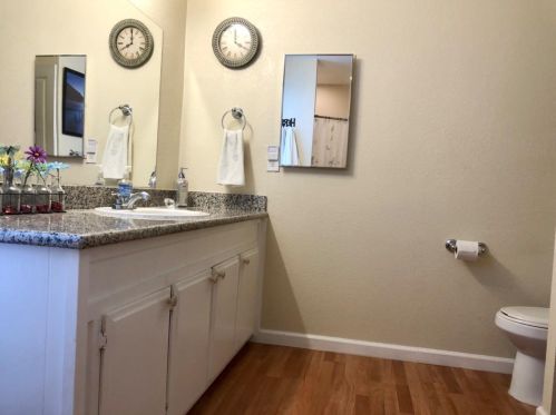 900 Old Stockton Rd, Valley Home CA 95361-2668 exterior