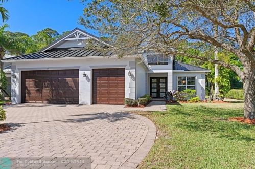 425 Cottagewood Ln, West Palm Beach, FL 33411-4404