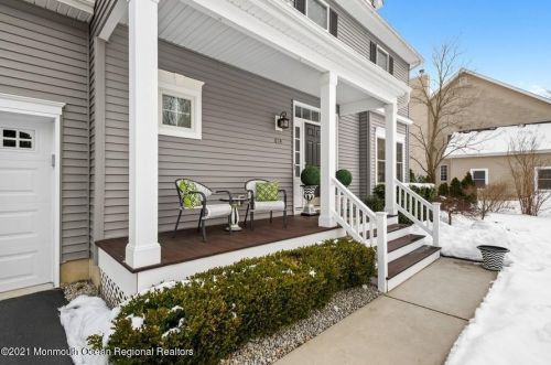 814 Arthur Dr, Tinton Falls, NJ 07701-6313