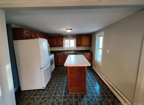 22 Spring St, Ansonia CT  06401-3328 exterior