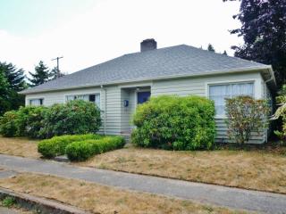 905 Mountain View Pl, Olympia, WA 98501-3524